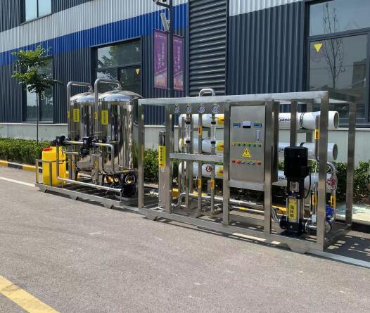 10噸軟化水設備發往駐馬店(diàn)市